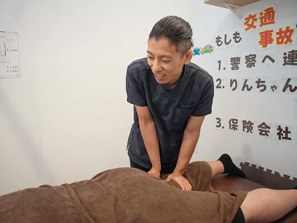 太ももへの施術